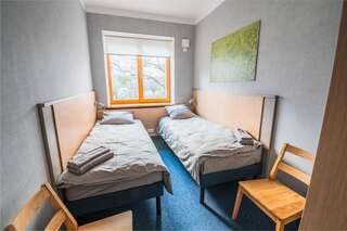 Хостелы Hostel Sili Mežciems Двухместный номер с 2 отдельными кроватями и общей ванной комнатой-5